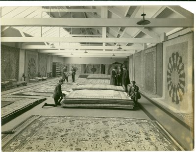 المعرض الرئيسي لتجارة السجاد ، 1923 بواسطة مصور انجليزى